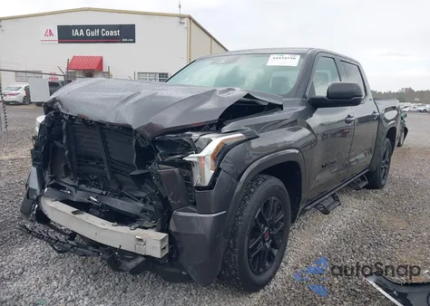 2022 Toyota Tundra Sr5 z USA, uszkodzony, nr VIN 5TFLA5ABXNX001937